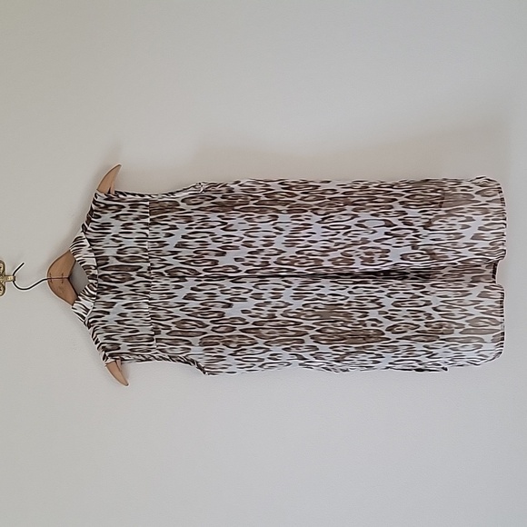 Chico's Sheer Bevin Leopard Print Button Front Tank Size Small - Picture 4 of 8